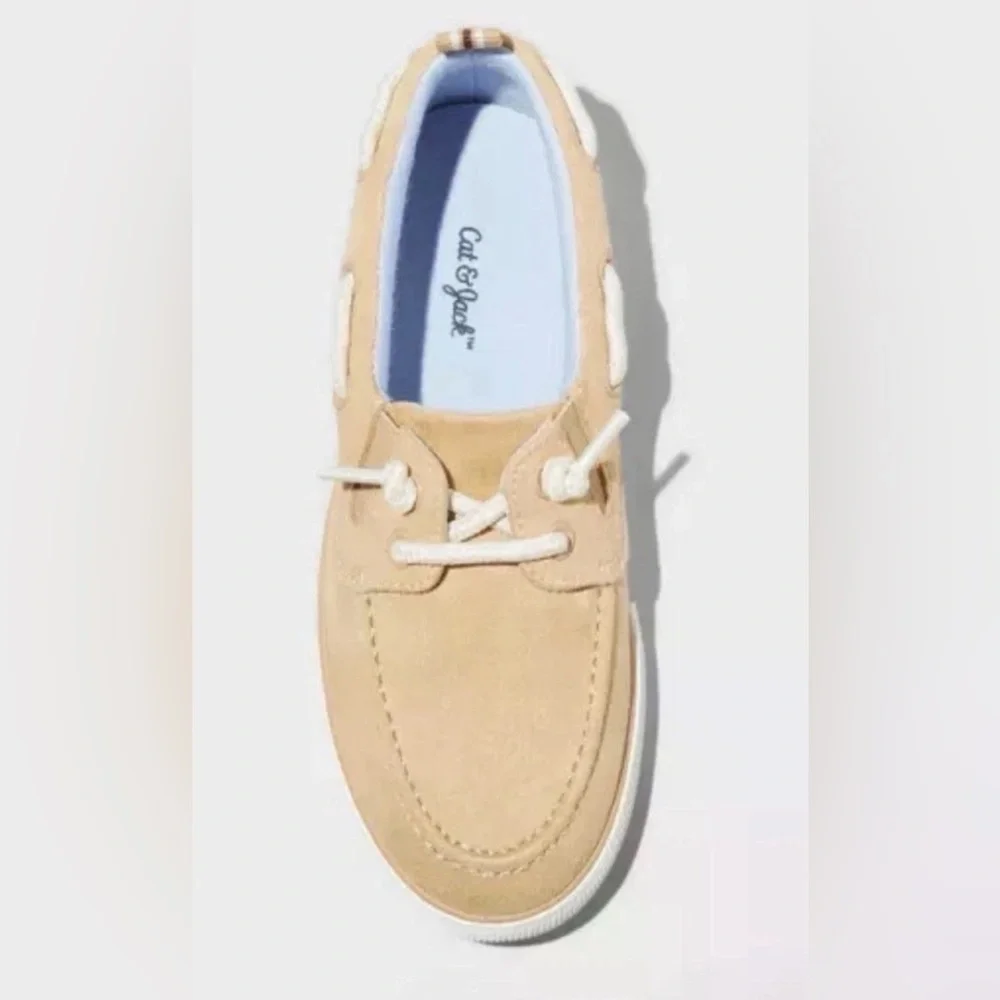 NEW Cat & Jack BIG Boy's Reece Slip On Boat Shoes Beige Size 6 New in Box